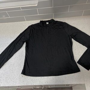 NWOT size XL women’s black stretchy undershirt